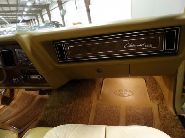 1976 Lincoln Continental - photo 4