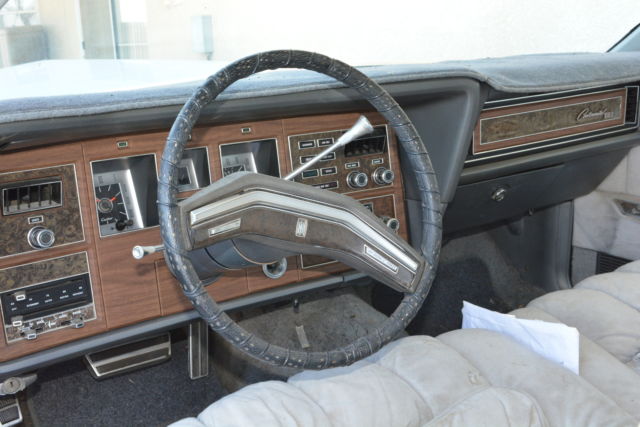 1976 Lincoln Continental Base Hardtop 2-Door - photo 6