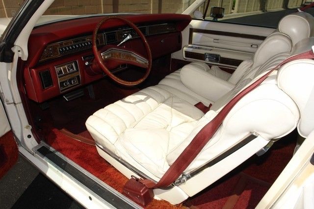 1976 Lincoln Continental Cartier Coupe - photo 2