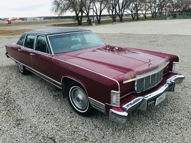 1976 Lincoln Continental - photo 12