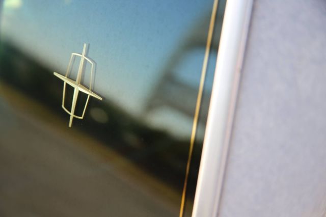 1976 Lincoln Continental - photo 6
