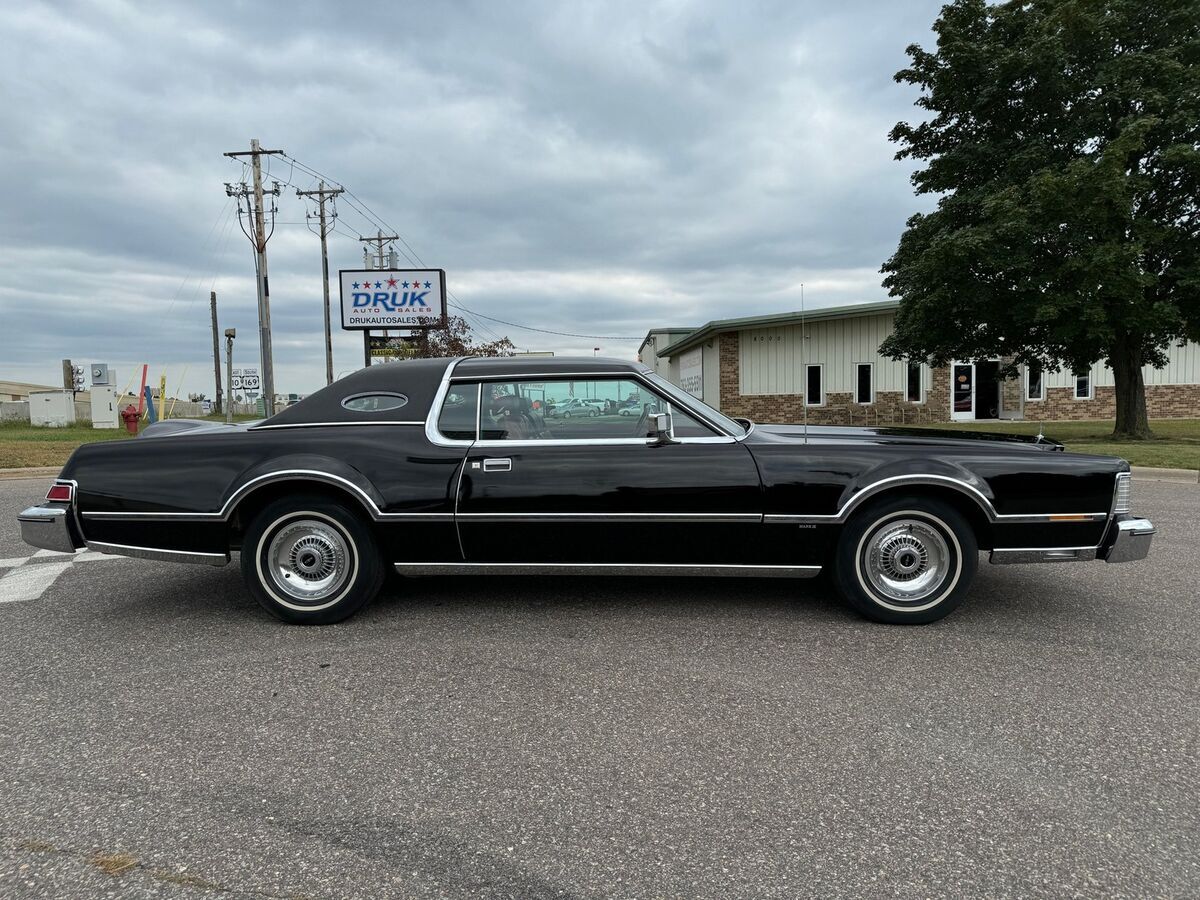 1976 Lincoln Continental Mark IV - photo 2