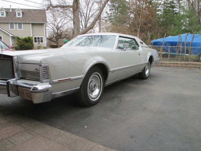 1976 Lincoln Continental Mark IV Cartier 1976 Lincoln Continental Mark IV