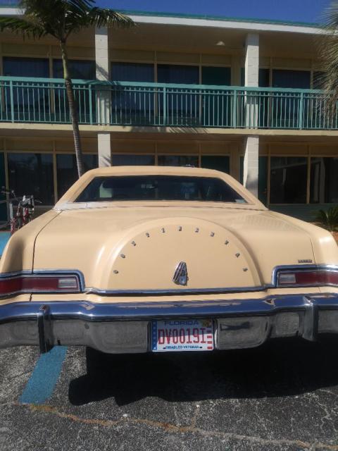 1976 Lincoln Continental DESERT SAND LUXURY GROUP - photo 8
