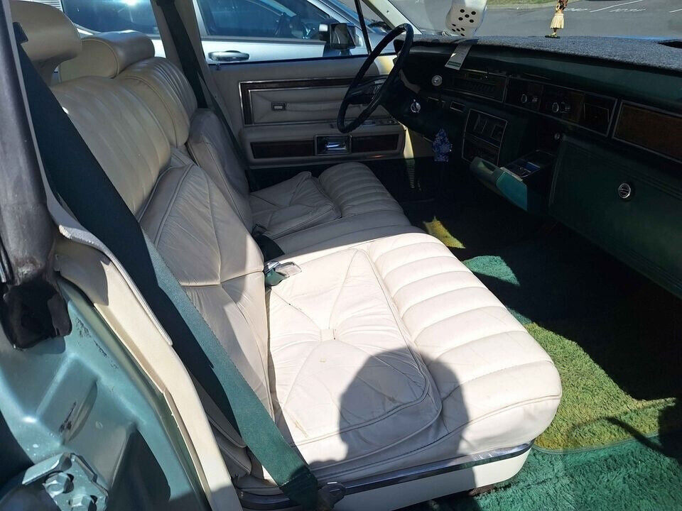 1976 Lincoln Continental - photo 2
