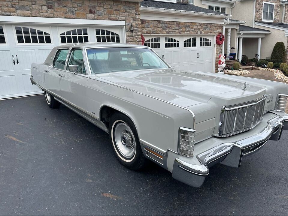 1976 Lincoln Continental Town Car - photo 6