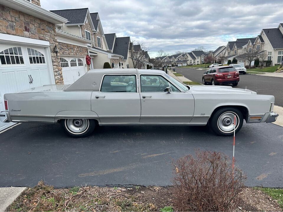 1976 Lincoln Continental Town Car - photo 7