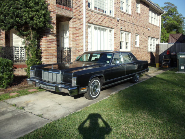 1976 Lincoln Continental Town Car - one owner 10,500 original miles 1976 Lincoln Continental Town Car