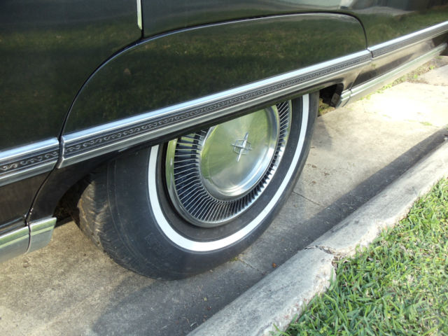 1976 Lincoln Continental Town Car - photo 9