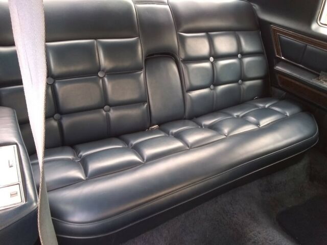 1976 Lincoln Continental Town Coupe - photo 12