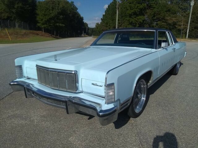 1976 Lincoln Continental Town Coupe - photo 2