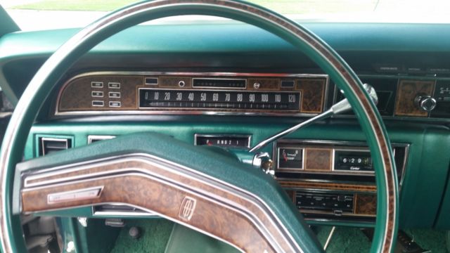 1976 Lincoln Continental - photo 9