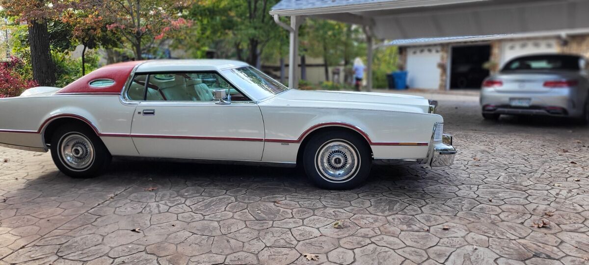 1976 Lincoln Mark IV - photo 3