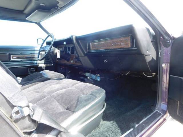 1976 Lincoln Continental - photo 13