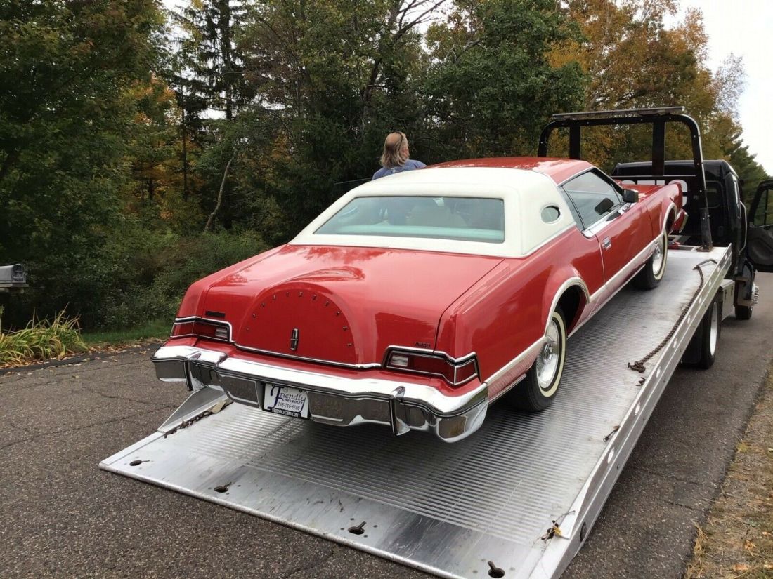 1976 Lincoln Continental Lipstick Edition - photo 2