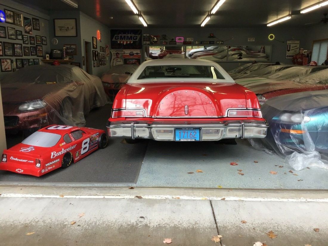 1976 Lincoln Continental Lipstick Edition - photo 6