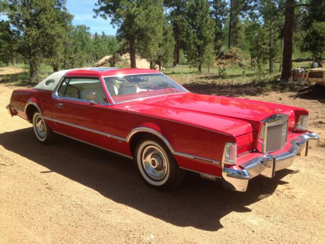 1976 Lincoln Continental Lipstick Edition - photo 2