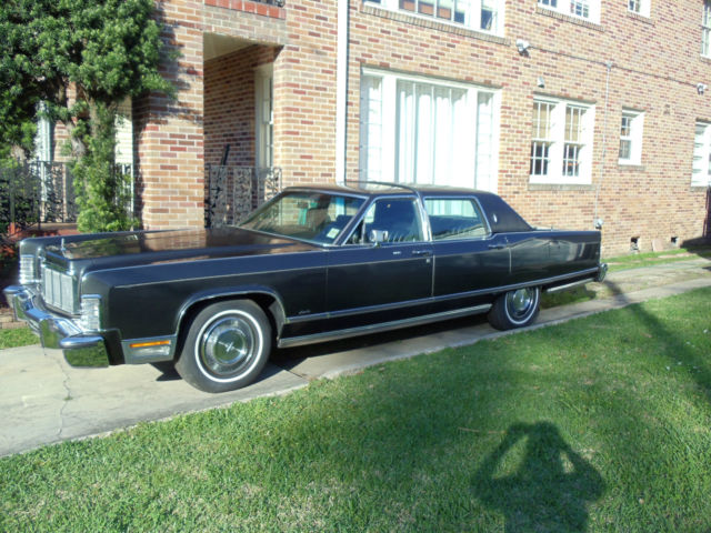 1976 Lincoln Town Car