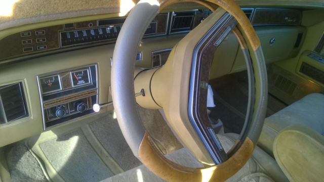 1976 Lincoln Continental - photo 11