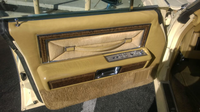1976 Lincoln Continental - photo 13