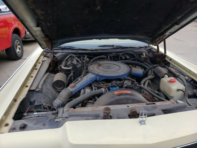 1976 Lincoln Continental - photo 10