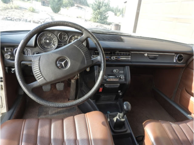 1976 Mercedes-Benz 240D -- - photo 6