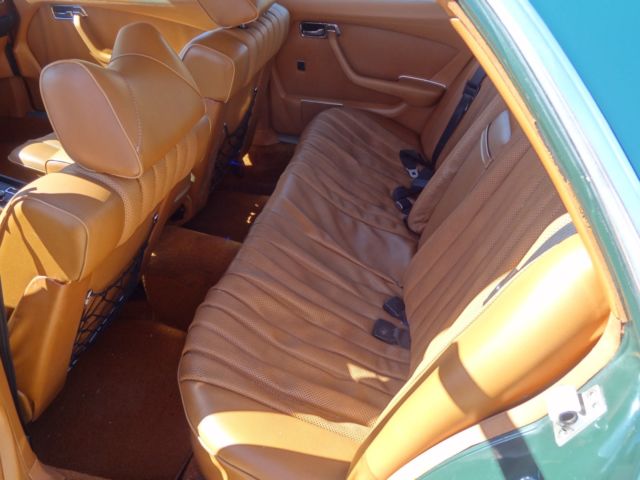 1976 Mercedes-Benz 200-Series S - photo 9