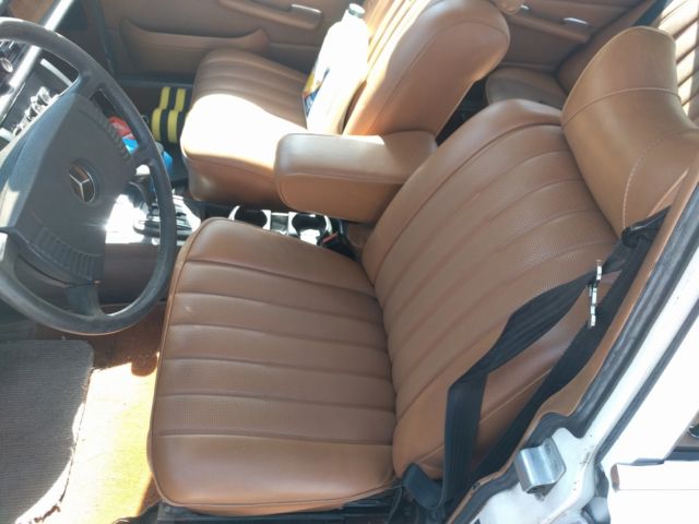 1976 Mercedes-Benz 300-Series - photo 11