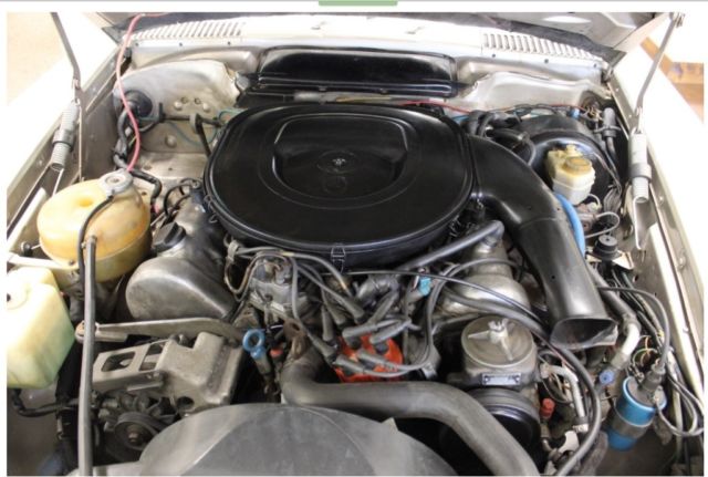 1976 Mercedes-Benz 400-Series 450 SLC - photo 12