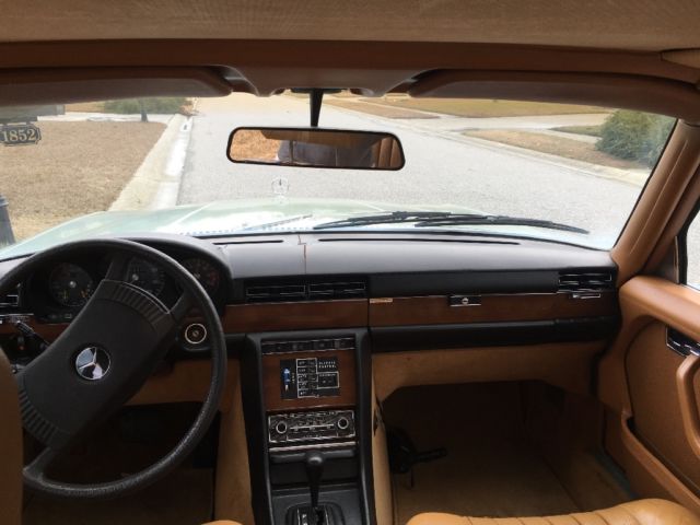 1976 Mercedes-Benz 400-Series - photo 8