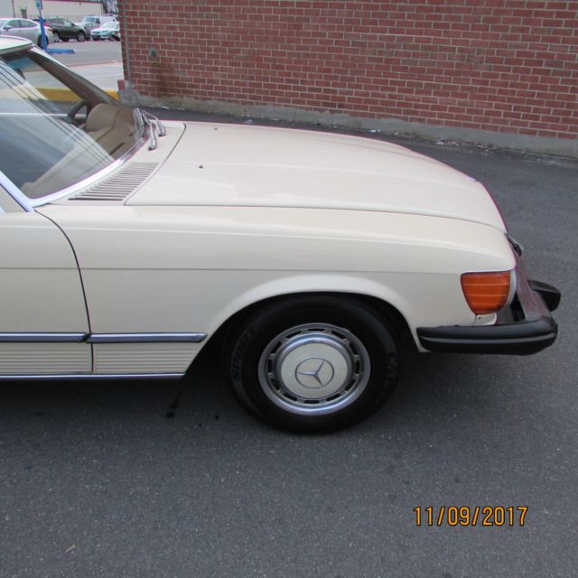 1976 Mercedes-Benz SL-Class CONVERTIBLE - photo 12