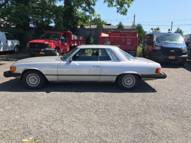 1976 Mercedes-Benz 400-Series