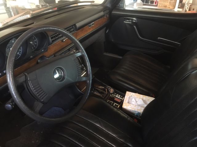 1976 Mercedes-Benz 400-Series - photo 12
