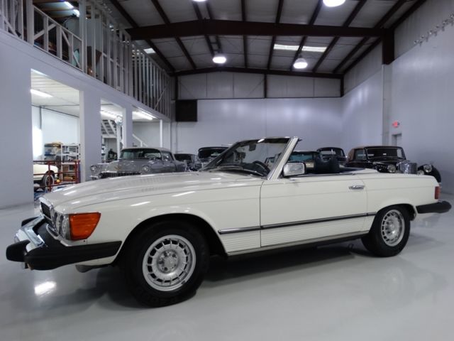 1976 Mercedes-Benz 450SL Roadster, Factory AC! Superb color combination 1976 Mercedes-Benz SL-Class 450SL Roadster, Low miles!! Well documented