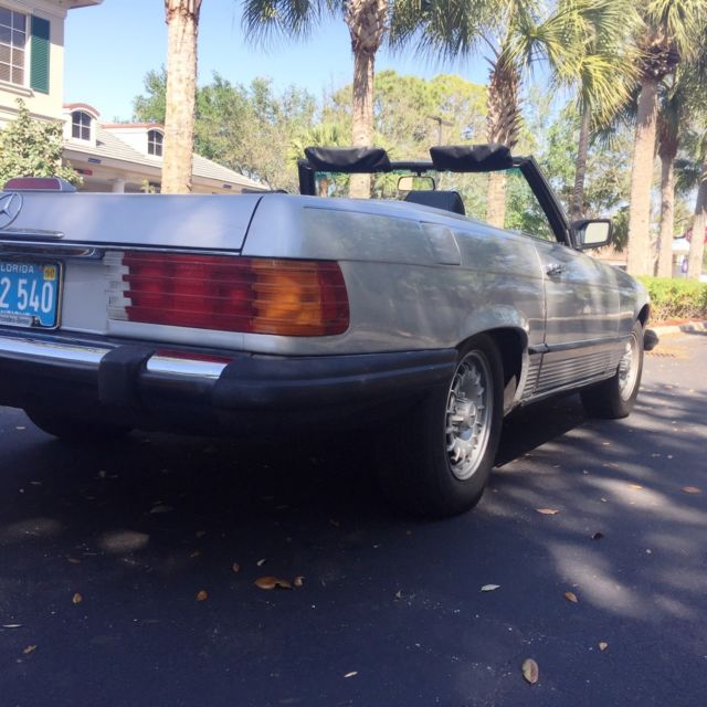1976 Mercedes-Benz SL-Class ROADSTER - photo 4