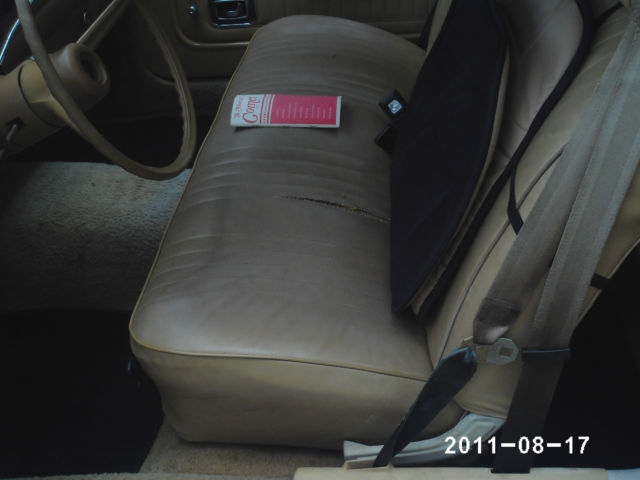 1976 Mercury Comet Base Sedan 2-Door - photo 5
