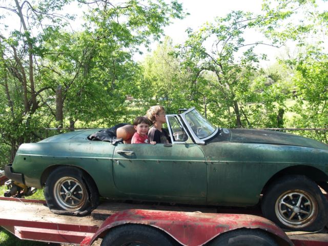 1976 MG MGB CONVERTIBLE -Clear title project car 1976 MG MGB