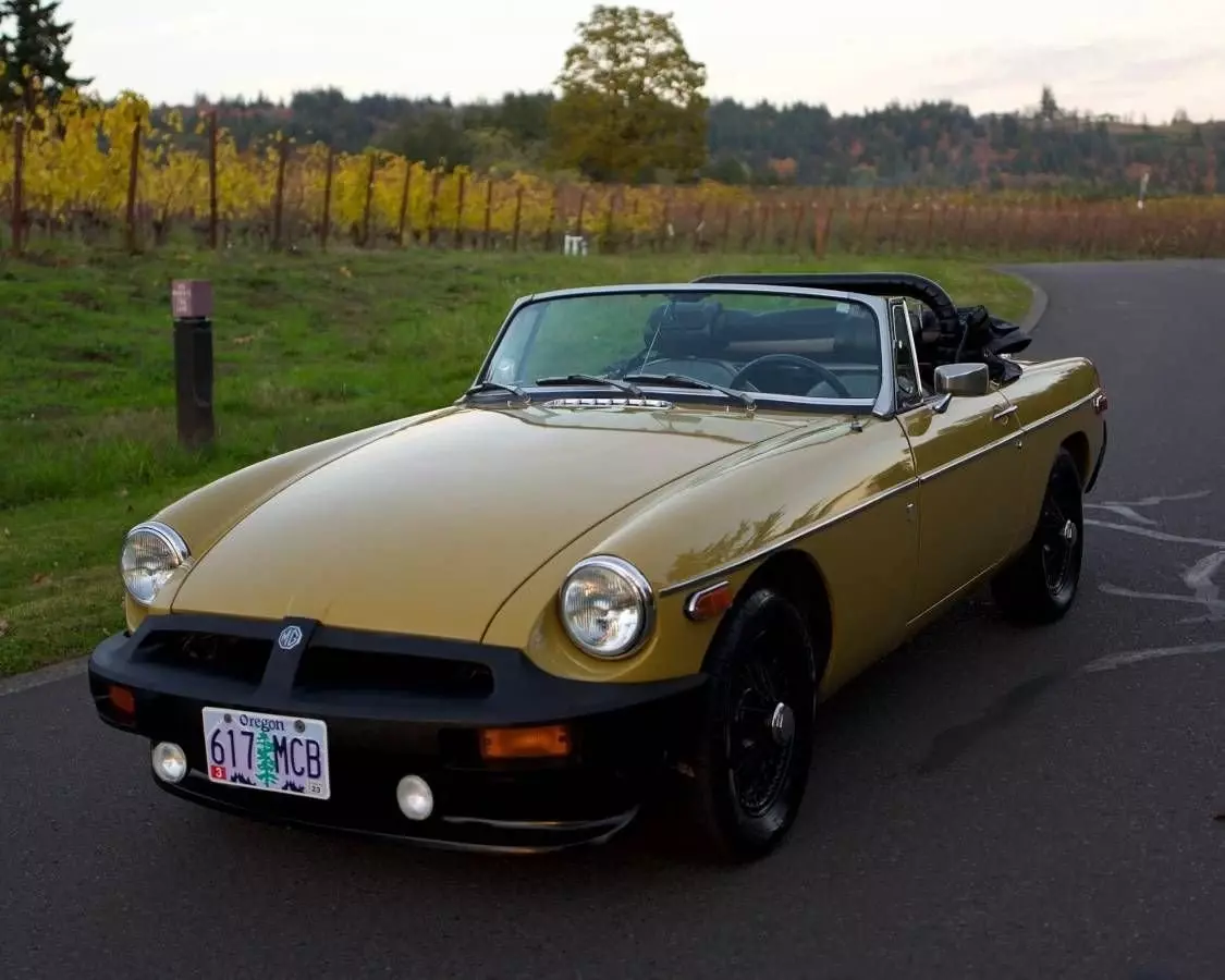 1976 MG MGB 1976 MG MGB MK III ROADSTER /61K MILES