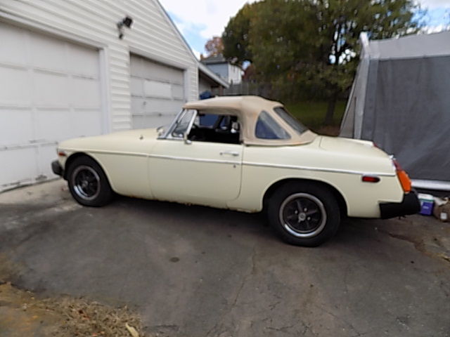 1976 MG MGB MK IV Convertible 2-Door - photo 12