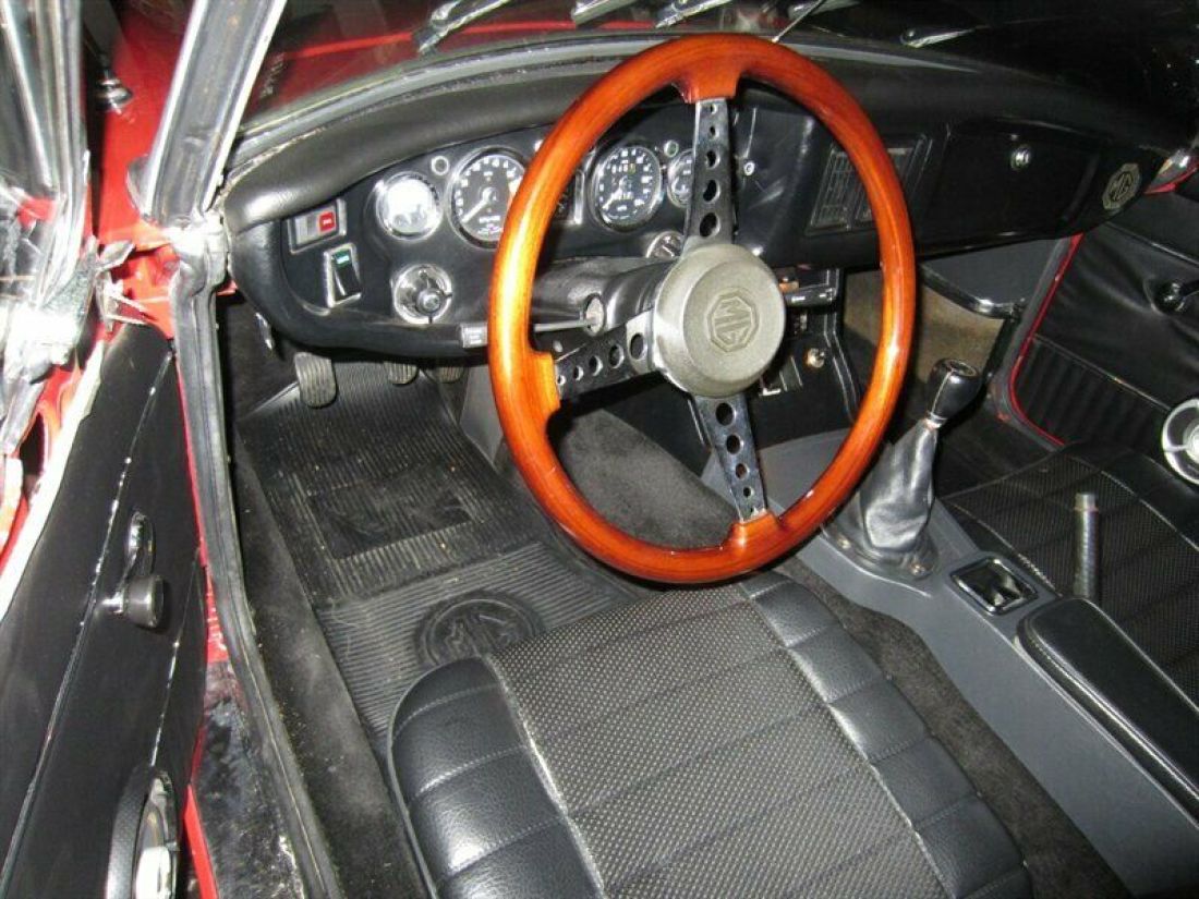 1976 MG MGB - photo 8