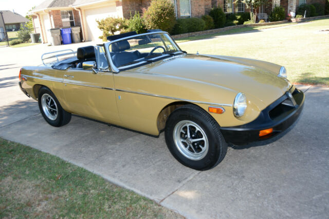1976 MG MGB Roadster - photo 12