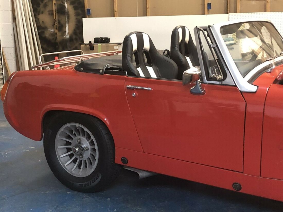 1976 MG Midget 1500 black and white stripes - photo 12