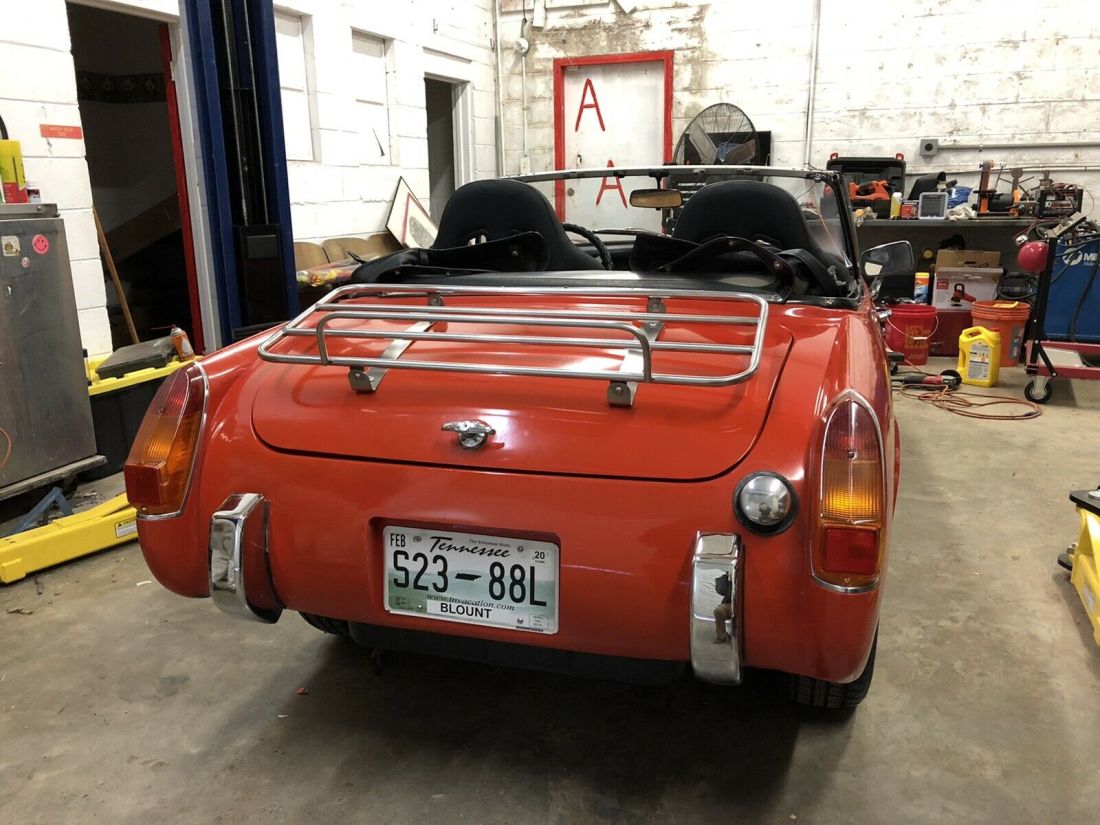 1976 MG Midget 1500 black and white stripes - photo 8