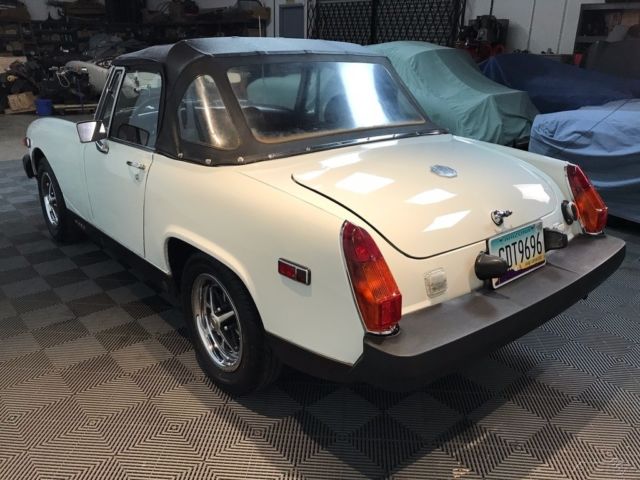 1976 MG Midget Roadster, 4-Speed - photo 10