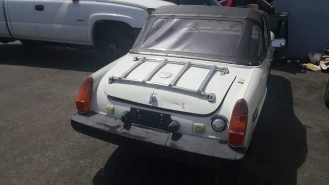1976 MG Midget - photo 2