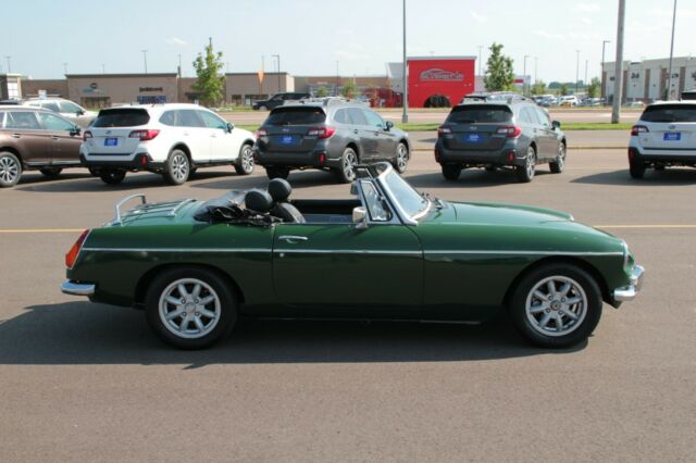 1976 MG MGB - photo 2