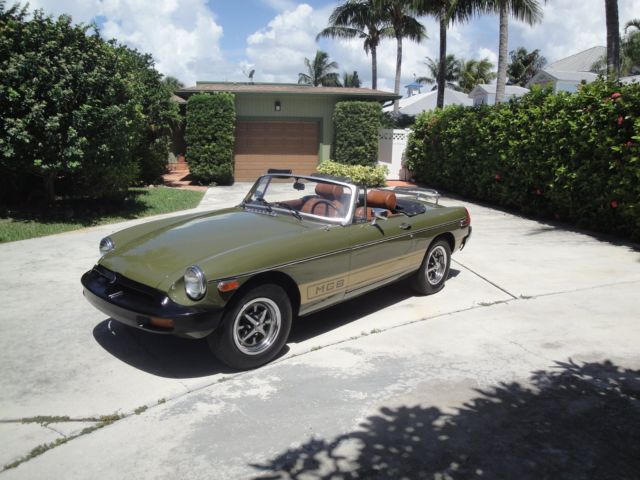 1976 MG MGB 50th Anniversary Roadster - photo 8