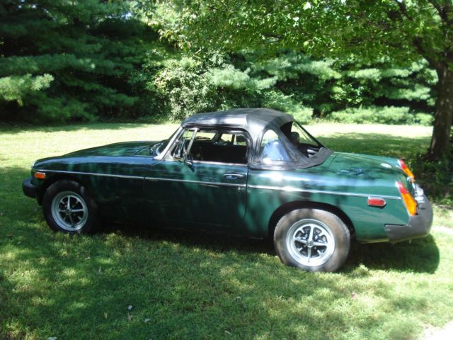 1976 MG MGB - photo 2