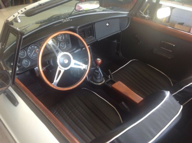 1976 MG MGB - photo 8