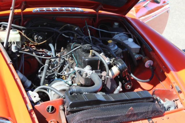1976 MG MGB - photo 2